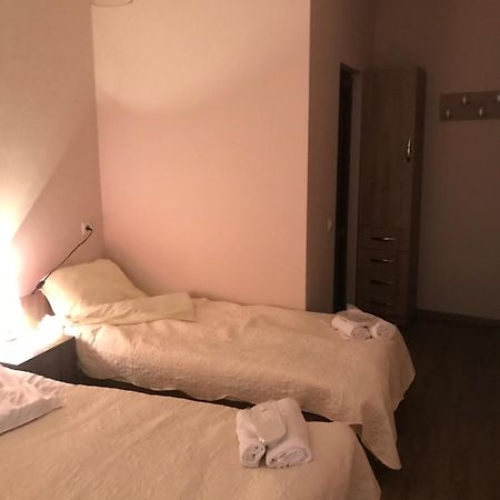 Borjomi Inn ภายนอก รูปภาพ