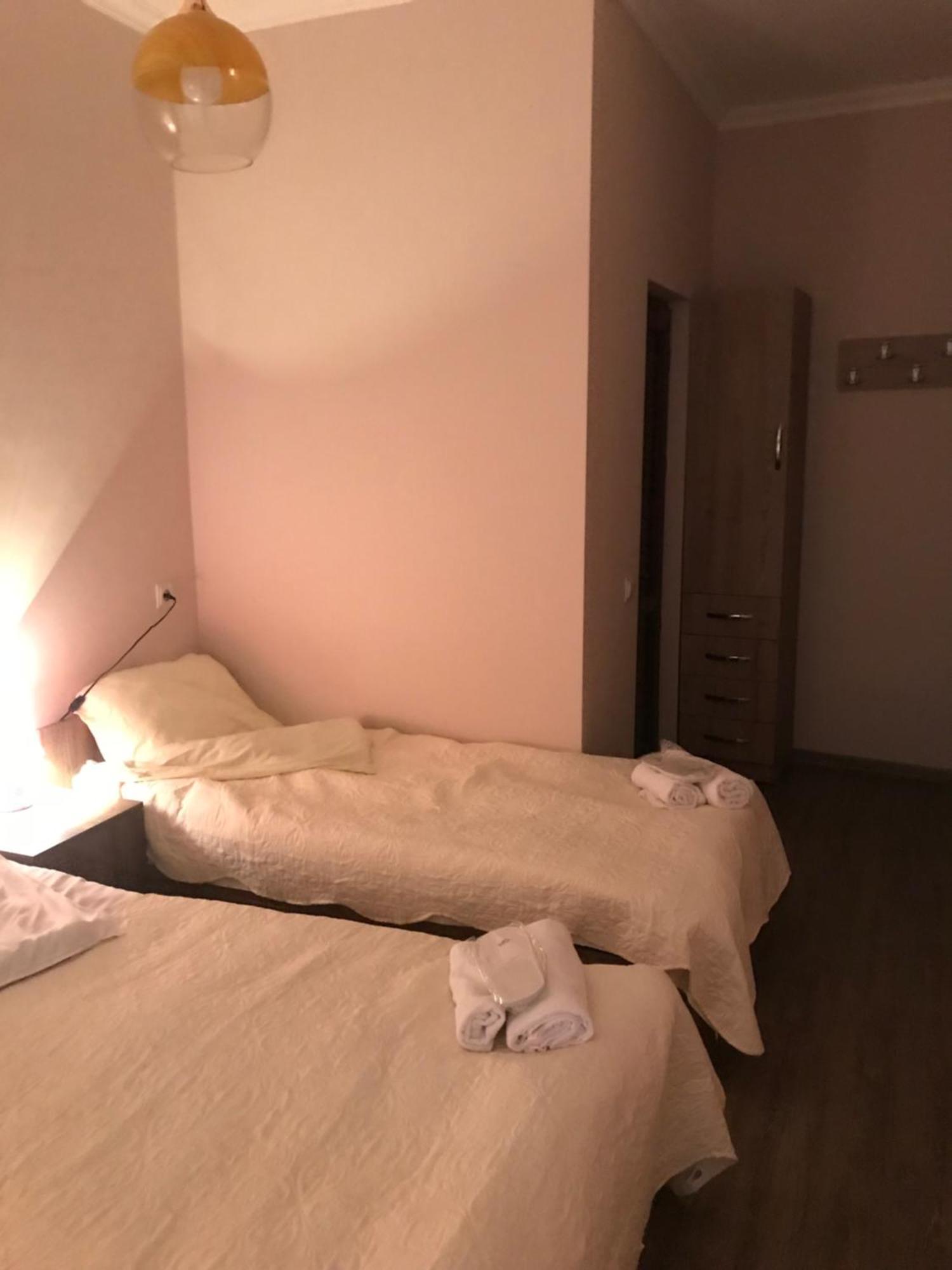 Borjomi Inn ภายนอก รูปภาพ